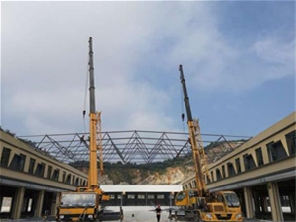 东兴仓储物流网架生产厂家案例